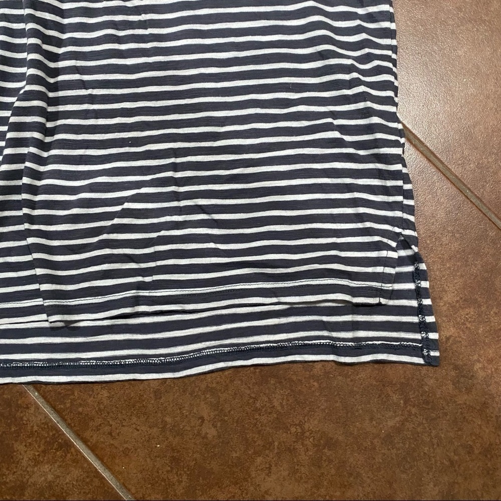 Old Navy Black and White Striped Short Sleeve Tee - Picture 3 of 7